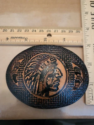 Hebilla de cinturón vintage HECHADO A MANO CABEZA INDIA cuero NATIVO AMERICANO hecho a mano Foto 1 de 3