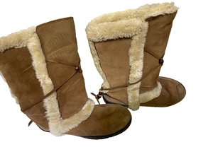 Ugg Tall Tan Boots Leather With Beaded Accents Women's Size 9 W Sexy Winter Snow - Picture 1 of 16