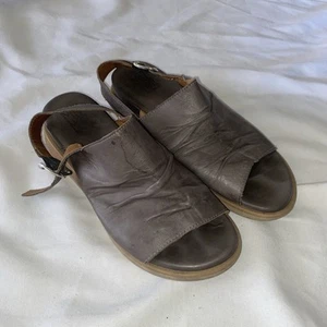 Miz Mooz Cornwall Fuller Sandals Womens Leather Ruched Ankle Strap 39 US 8.5 - Picture 1 of 10