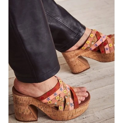 Sandalia Mula Gruesa Free People Lisbon Plataforma Corcho Talla EU 38.5 / US 8.5  Foto 1 de 4