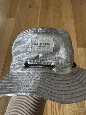 Sombrero de cubo metálico Rag & Bone para mujer talla M Foto 1 de 4