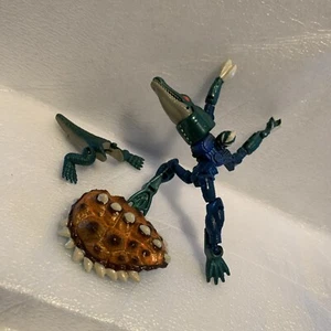 Transformers Beast Wars Fuzors : Basic Class "Terragator" 3 Parts Green Vtg - Picture 1 of 8