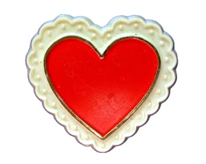 Hallmark PIN Valentines Vintage HEART Matt Red INSET w White Lace  1979 Brooch - Picture 1 of 5