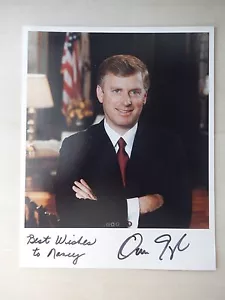 Dan Quayle Autographed 8" X 10" Photograph with Letter from Staffer - Picture 1 of 1