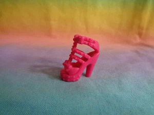 Barbie Fashionistas Puppenschuhe Hot Pink High Heels Riemchen Sandale rechts - Bild 1 von 3