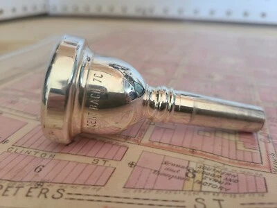 Boquilla Trombón Bach 7C • Vástago Pequeño • Excelente Estado Foto 1 de 4