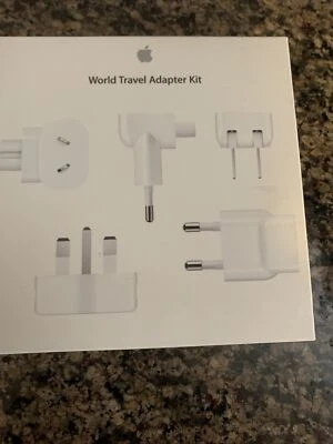 Apple World Travel Adapter Kit MD837AM/A White - Image 1 of 4
