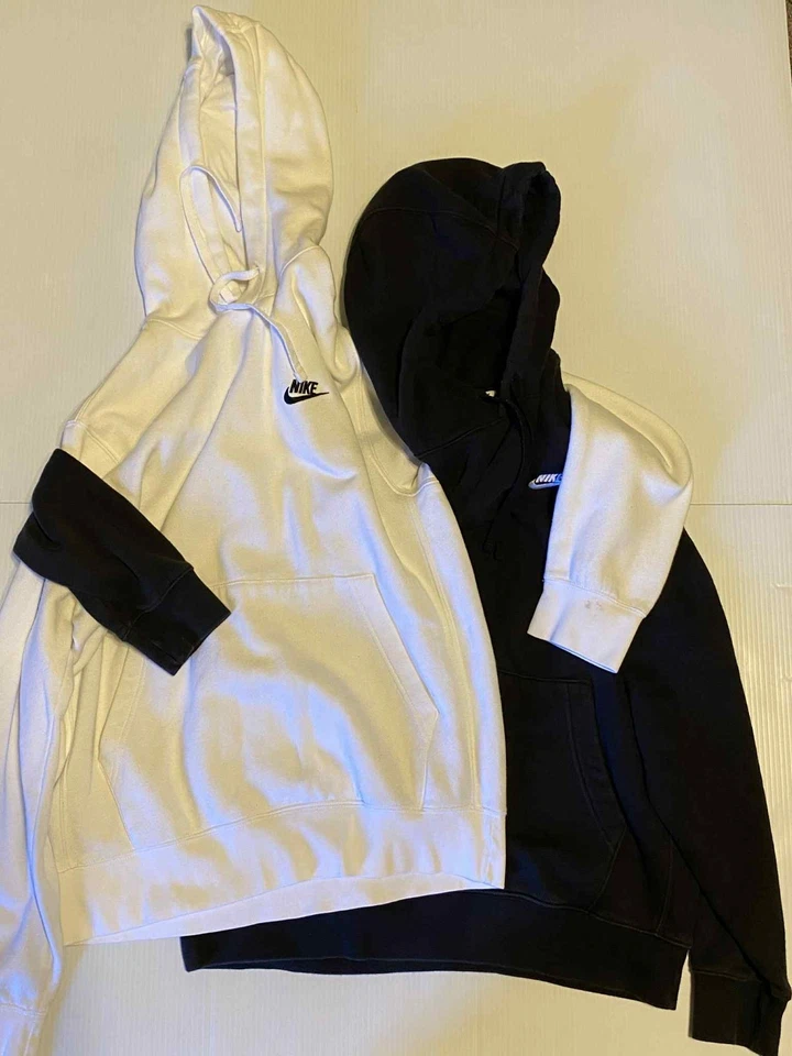Lote de 2 pulôveres com capuz Nike masculino médio preto e branco - Imagem 1 de 4