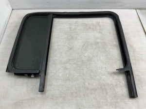 Jeep JT Gladiator Passenger Rear Door Vent Glass w Seal 2018 2019 2023 060889 - Picture 1 of 7