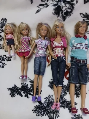 2008 Stacie and Kelly Sisters of Barbie "I Love Camping" Dolls #P6712 - Complete - Image 1 of 4