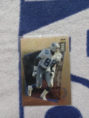 Michael Irvin 1996 Upper Deck Colloctors Choice MVP Gold Card#M11 Dallas Cowboys - Image 1 of 2