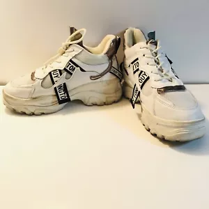 Women’s She&In Tongtouy Sneakers White Athletic Shoes Size 8.5 (39) - Picture 1 of 7