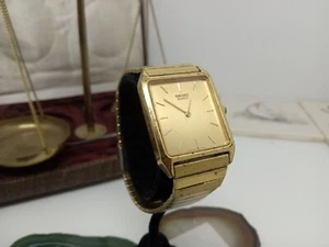 Vintage 1980's Seiko Men's Tank Watch 5Y00-5000 Gold Plated Gents Dress Bracelet - Picture 1 of 13