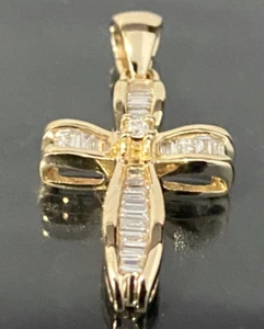 9K Yellow Gold & 0.40CT Diamond Cross Pendant 30.50mm High - Picture 1 of 8