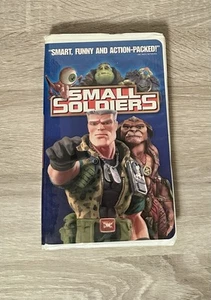 Small Soldiers VHS DreamWorks Very Rare Vintage Hollywood Video Rental 1998 - Picture 1 of 8