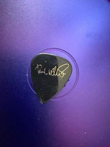 PAUL WELLER - - - STAGE USED guitar pick !!!! VERY RARE !!!! - Picture 1 of 1