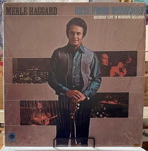 Merle Haggard Okie From Muskogee 1969 Capitol Record ST-384 First Press (VG+/EX) - Picture 1 of 4