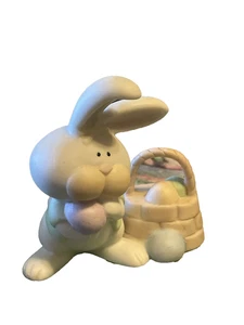 Fabrizio Easter Bunny With Easter Eggs in Basket Figurine for George Good 1986 - Picture 1 of 4