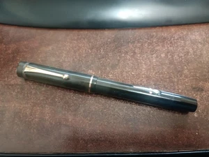 ANTIQUE RARE CONWAY STEWART 650 FOUNTAIN PEN MANIFOLD 14ct GOLD NIB RESTORED - Picture 1 of 12
