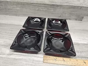 Vintage Set of 4 Deep Ruby Red Anchor Hocking MCM Square 4.5" X 4.5" Ashtrays - Picture 1 of 7