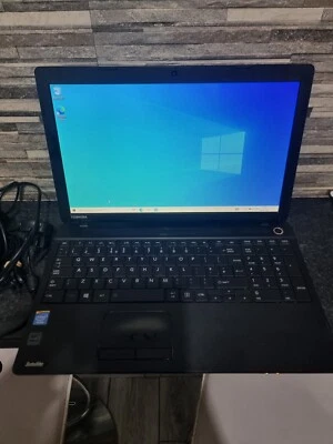 H454 Toshiba Satellite Pro C50-A-1JN Laptop Intel 1005M 4GB 128GB ssd 1366 x 768 - Image 1 of 4