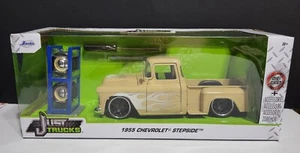 2023 Jada 1955 Chevrolet Stepside Pickup Beige Flames Extra Wheels 1:24 Scale - Picture 1 of 6