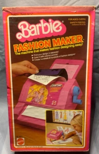 VINTAGE 1980 BARBIE FASHION MAKER # 3271 MIT ZUBEHÖR OPEN BOX - Bild 1 von 8