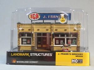 WOODLAND SCENICS HO SCALE J FRANK'S GROCERY STORE BUILT & READY gauge WDS5050 - Picture 1 of 8