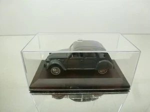 GUISVAL CITROEN 2CV6 - GREY 1:36? - GOOD CONDITION IN SHOWCASE - Imagen 1 de 4
