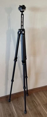 US Ulanzi FALCAM Treeroot F38 Pro Quick Lock Carbon Fiber Travel Tripod W/ Bag - Image 1 of 4