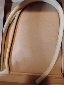 Straight Oak SL120 3/0 Half Round Flexible Trim Moulding New - Picture 1 of 2