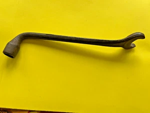antiker Ford Script Model T Schraubenschlüssel mit falsch geschriebenen Wörtern das N und das S - Bild 1 von 6