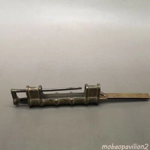 Exquisite Old Chinese brass copper handmade Old-fashioned lock key statue - Picture 1 of 7