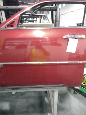 Conjunto de puerta delantera izquierda usado se adapta a: Chrysler 300 2008 delantero izquierdo grado A Foto 1 de 4