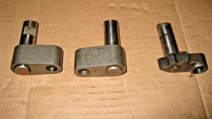 1970-74  Muncie 4 Speed  Set of Shift Shafts /shift Cams Bolt on style 648 Cover - Picture 1 of 7