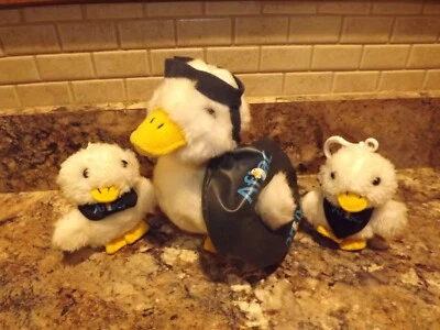 Aflac填充钥匙链(2)无声音鸭子带泳池漂浮物 — 第 1/3 张图片