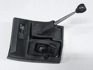 85 - 93 Chevy S10 S-10 Pickup 5 Speed Manual Floor Shifter 4x4 4wd Stick W/Bezel - Picture 1 of 23