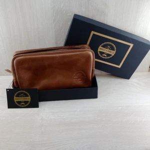 Haircut & Shave Co. Leather Toiletry Bag Medium Shaving Organizer Travel Case - Picture 1 of 9