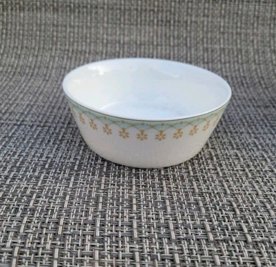 Spode Meadow Lane Green  - Image 1 of 3