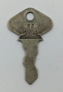 Old Antique Ford Model "T" Automobile Key #62 - Bild 1 von 2