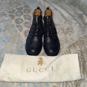 Gucci US9.5 kids Navy BlueLeather Combat Boots Side Zipper Wingtip EU 26 - Picture 1 of 12