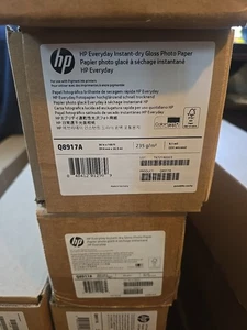 HP Everyday Instant-dry Gloss Photo Paper, 36" x 100' Roll (Q8917A)  - Afbeelding 1 van 2