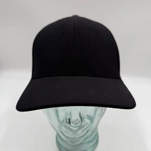 Gorra Travis Mathew negra lisa Flexfit L/XL ligera Yupoong béisbol golf - Imagen 1 de 9