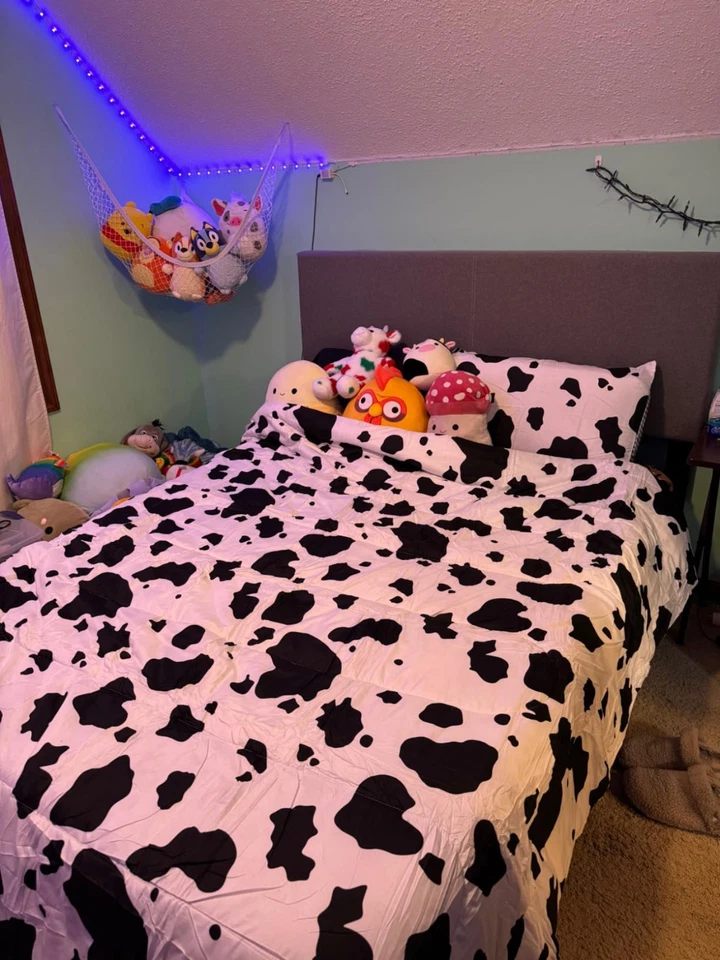 Juego de edredones con estampado de vaca RMFWHKH blanco y negro tamaño doble Foto 1 de 4