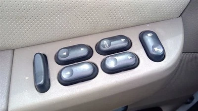 Interruptor de puerta delantera del conductor ventana del conductor para camioneta Ford F250SD 05-07 377896 Foto 1 de 4