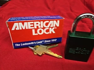 American Lock A1105kagrn lucchetto di blocco, KA, verde, 1-7/8""H | 1/4"" diapositiva a catena - Foto 1 di 1