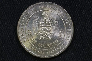 PERU 1979 BU .500 Silver .250 ASW 100 Sols National Congress! - Picture 1 of 2