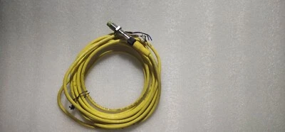 Allen-Bradley  Cable 889D-F4FC-5 B and  PRCM12-4DN Inductive Proximity Sensor - Image 1 of 4