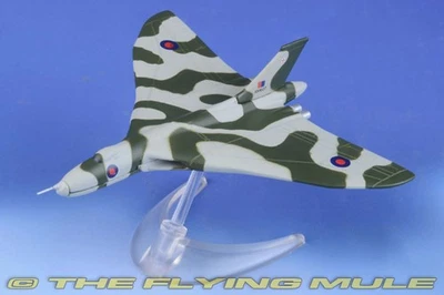 Corgi 1:350 Vulcan B.Mk 2 RAF - Image 1 of 4