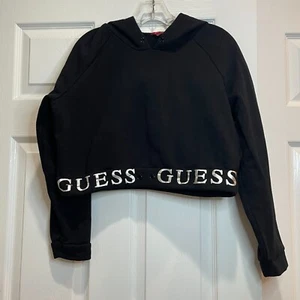 Guess Logo Hoodie Womens Size L Cropped Black Pullover Sweatshirt No Drawstring - Picture 1 of 18